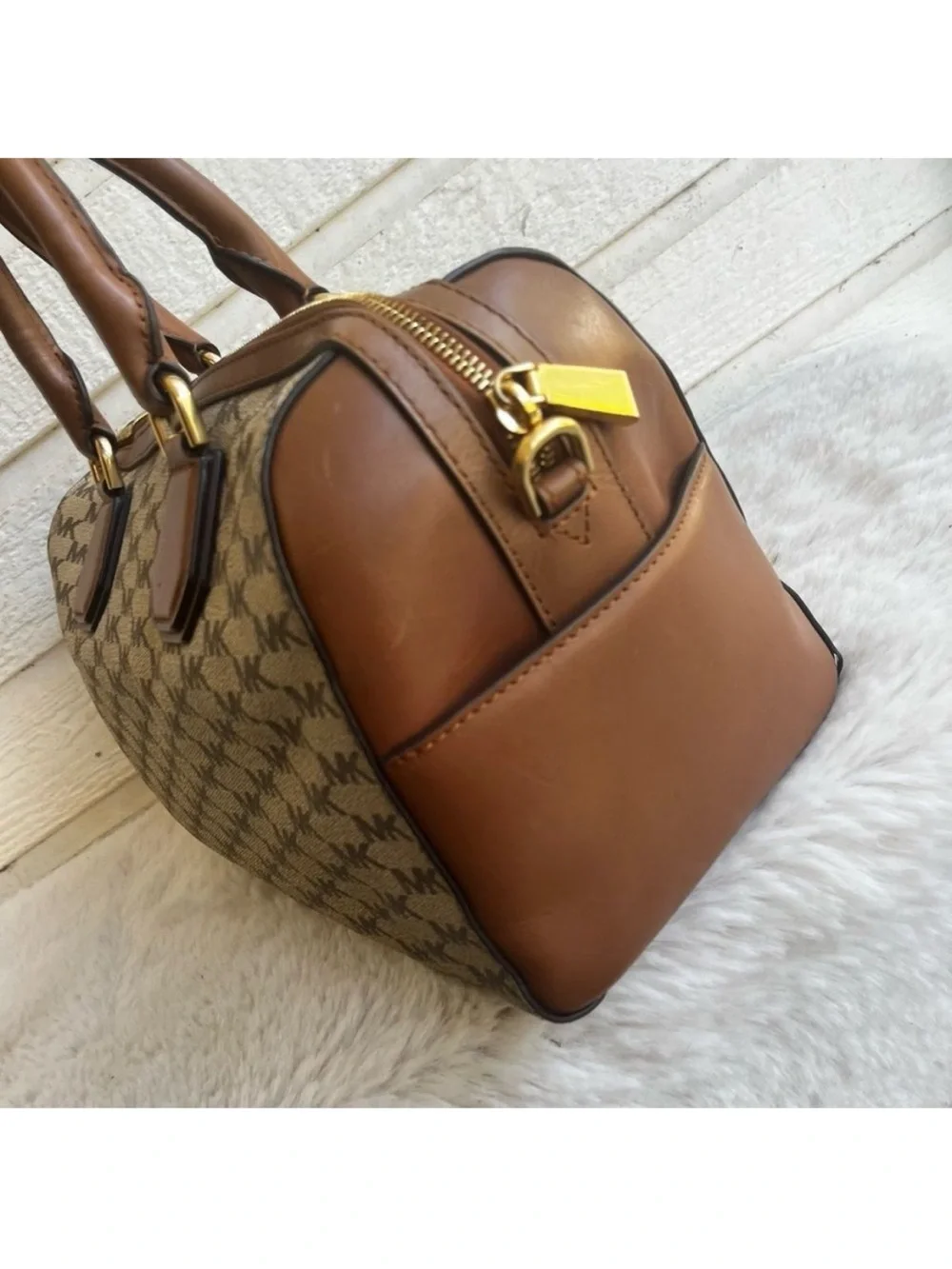 MICHAEL KORS Medium Mercer Heritage Duffle Boston Speedy Monogram Tote Bag